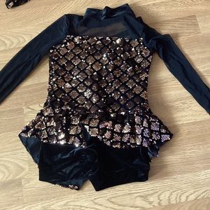 This is a jazz dance costume from weissman only worn twice in great condition